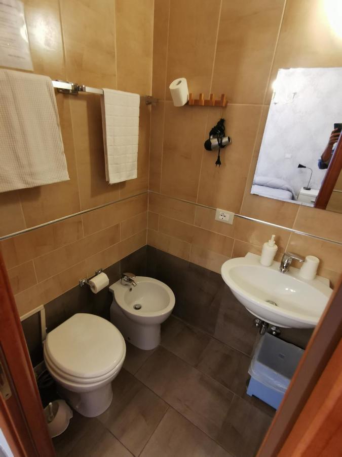 Bed And Breakfast Piramide Rome Luaran gambar