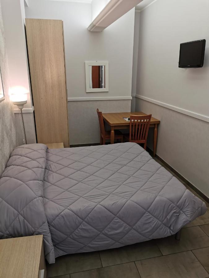 Bed And Breakfast Piramide Rome Luaran gambar